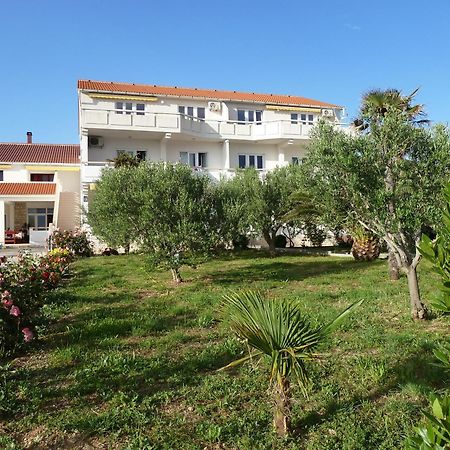 Apartments Donadic I, Caska Novalja Exterior photo